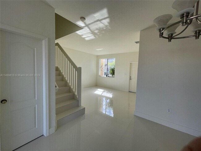 Building Photo - 7317 NW 174th Terrace