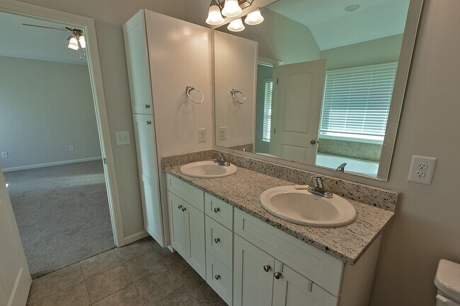 Building Photo - Home for rent in Prattville