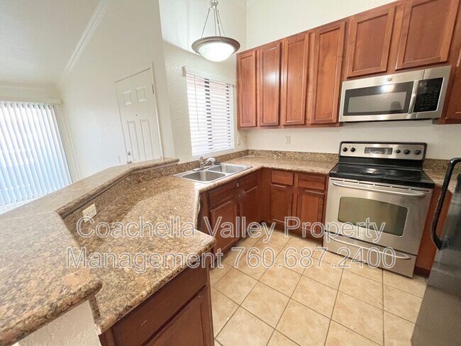 Building Photo - 78650 Ave 42