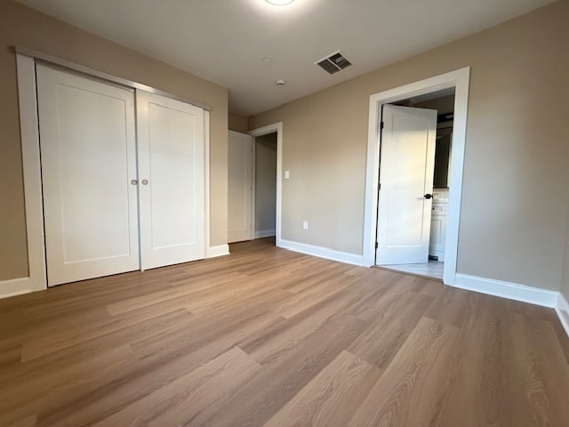 private full-size bedroom - 218 Elizabeth Ave