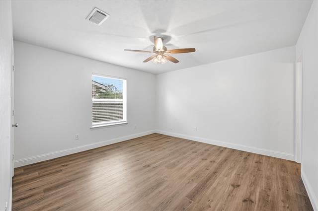 Building Photo - 7529 Meadowlark Ln N