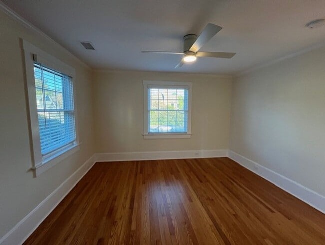 Building Photo - Beautifully Updated House in Forest Hills!