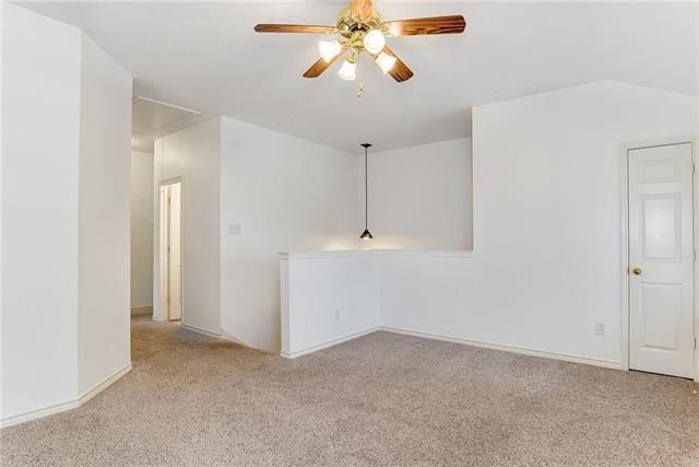 Building Photo - 304 Ambrose Dr