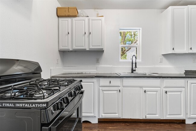 Building Photo - 725 S Washington Ave