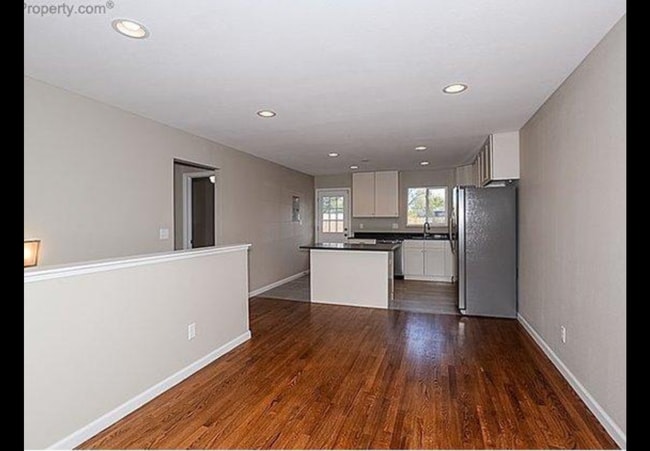Building Photo - 5021 W 34th Ave