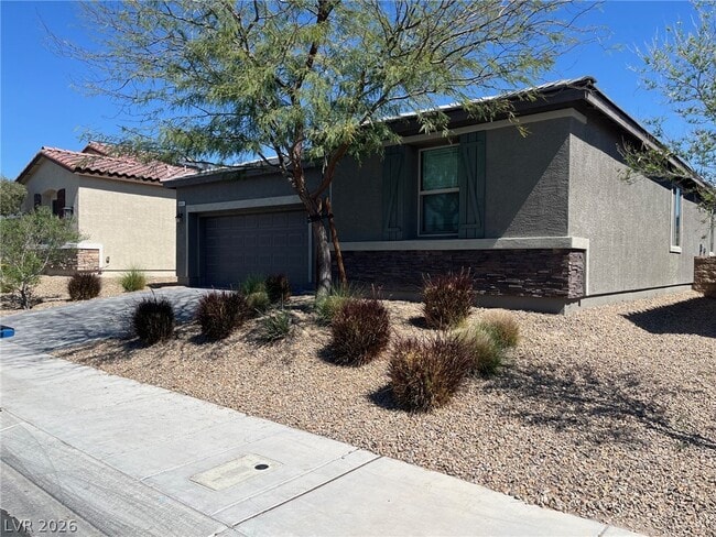 Building Photo - 6016 Bugsy St