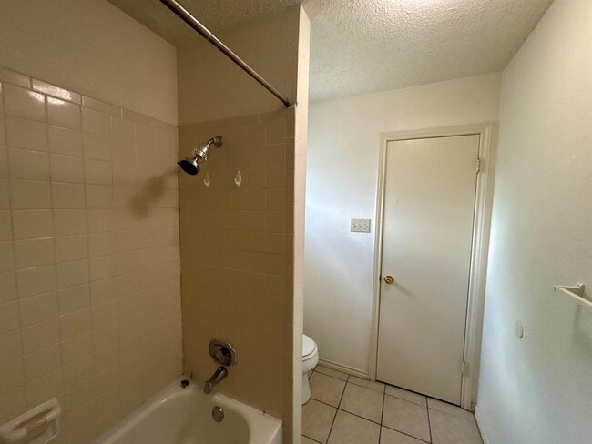 Building Photo - 13308 Saddlebrook Trail