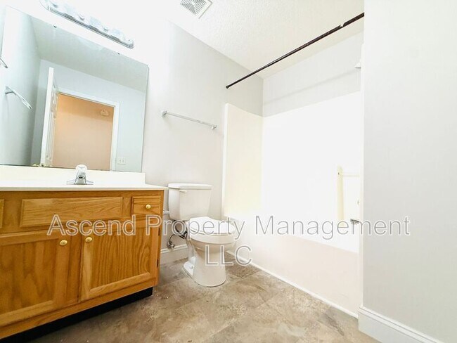 Building Photo - 10156 Baker Boy Dr
