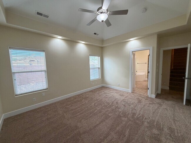 Building Photo - 135 Orchard Ln