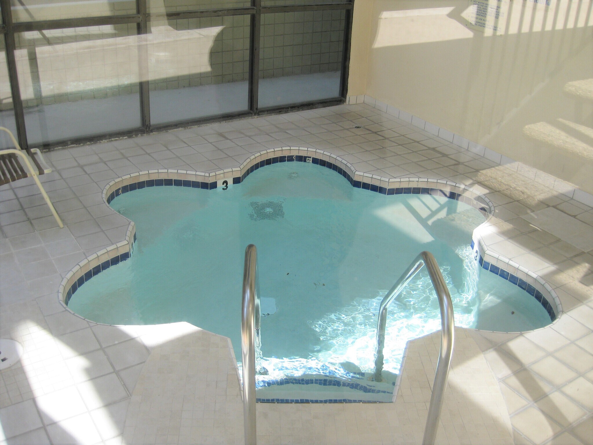 Building Spa - 1300 Midvale Ave