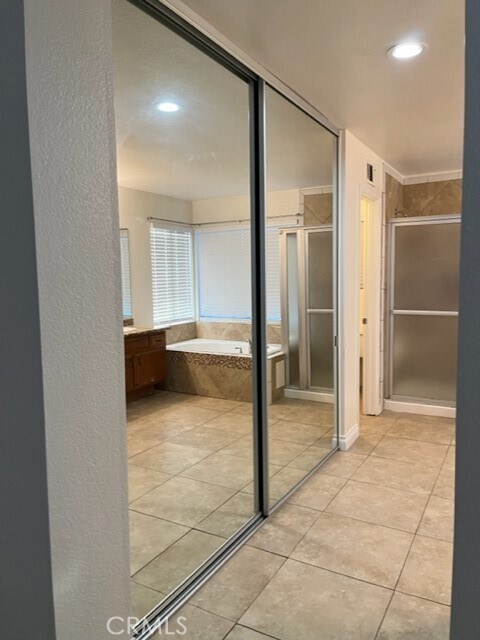 Building Photo - 30097 Shoreline Dr