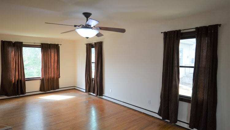 Building Photo - 1606 Sheridan Dr