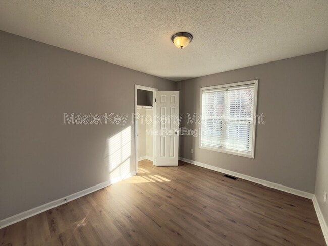 Building Photo - 1101 Amber Acres Ln