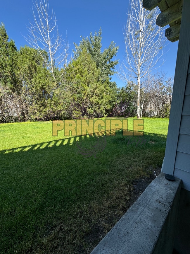 Building Photo - 15 Penney Lane