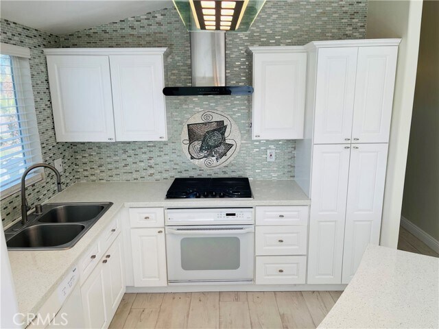 Building Photo - 33521 Harvest Way E