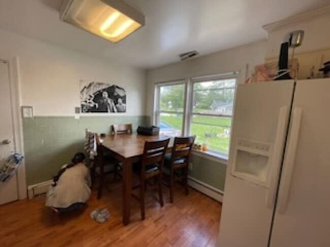 Building Photo - 7305 Harrison Ave