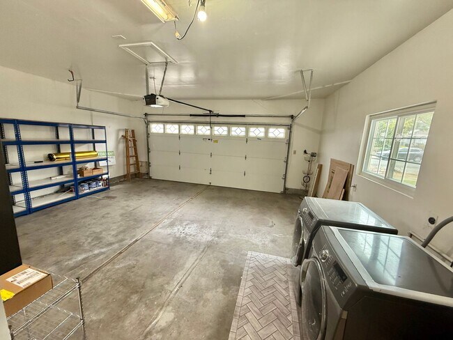 Building Photo - BERRYESSA - Beautiful 2 story home in desi...