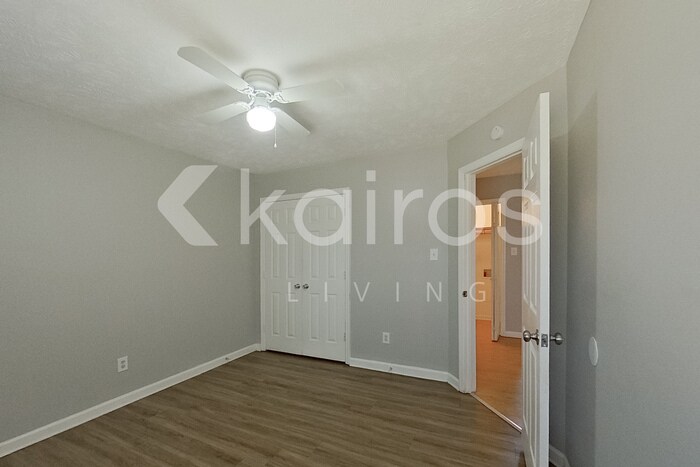 Building Photo - 5312 Blanchette St