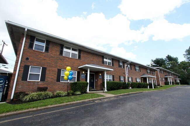 Building Photo - Evansville East side