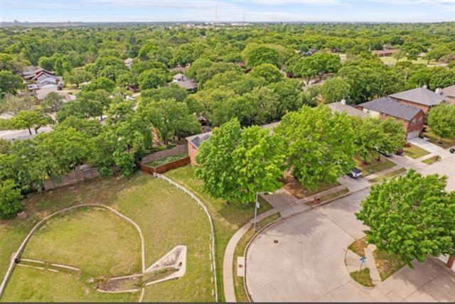 Building Photo - 1801 Sharpsbury Dr