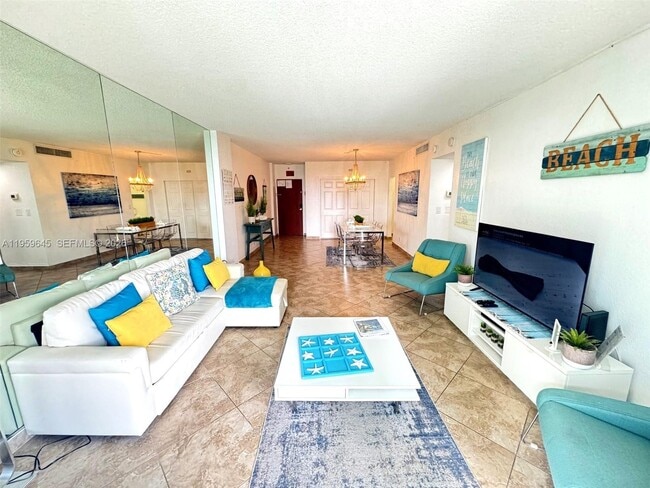 Building Photo - 3901 S Ocean Dr