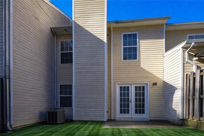 Building Photo - 6546 Wellington Chase Ct