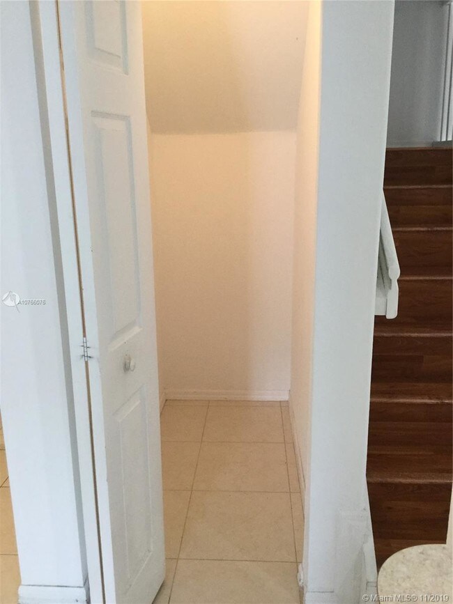 Building Photo - 3385 Merrick Ct