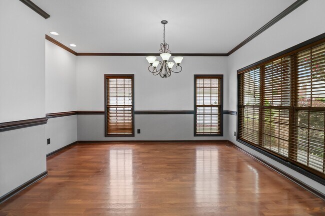 Building Photo - 869 E Accipiter Cir