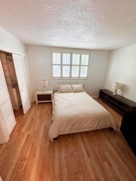 Building Photo - 2565 S Ocean Blvd