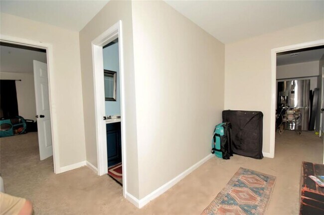 Building Photo - 2176 Cold Springs Cir
