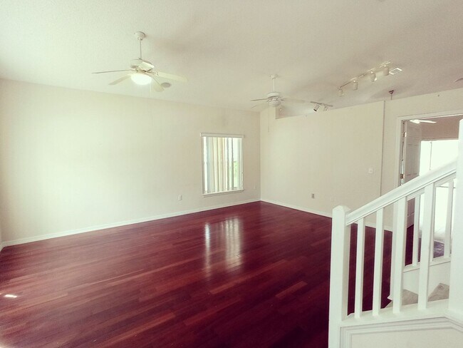 Building Photo - 17411 Woodcrest Way