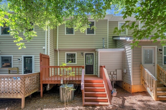 Building Photo - Available early May!!  Desirable Fenway Park Rental