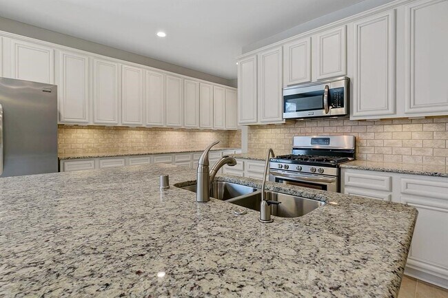 Building Photo - 14019 S Wind Cave Ct