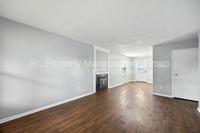 Building Photo - 1094 Farmlane Dr