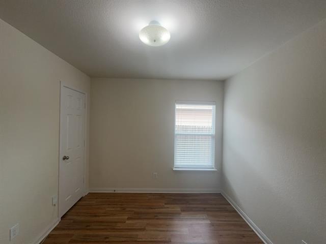Building Photo - 10009 Iron Ridge Dr
