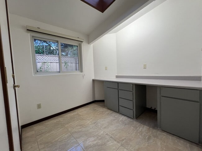Building Photo - Palo Alto House (3 Beds / 2 Bath) with Ext...