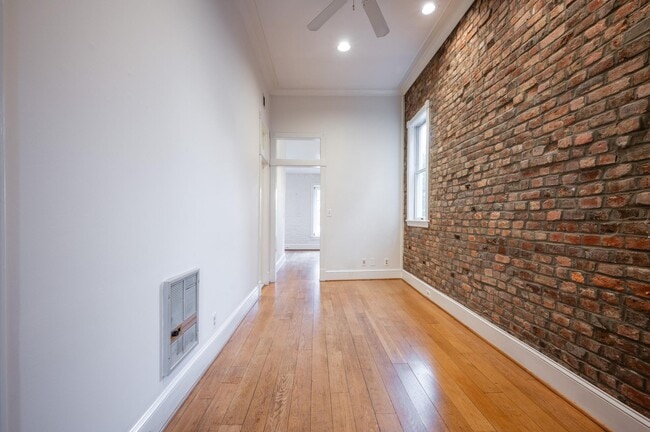 Building Photo - 310 Prince St