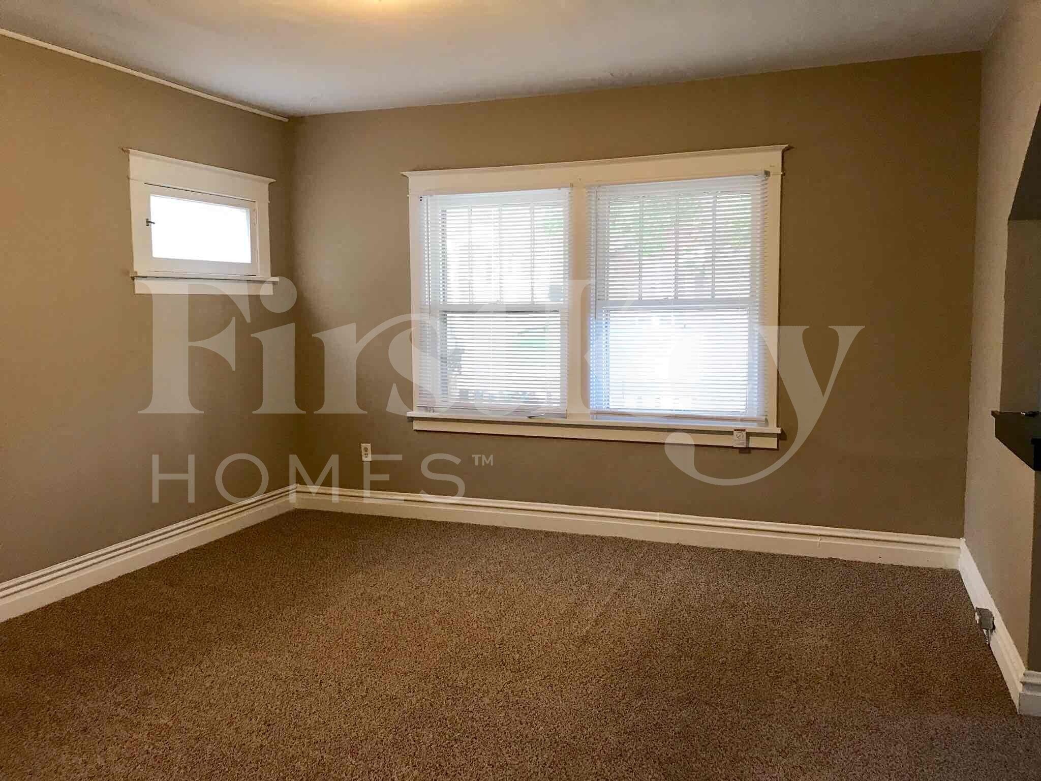 Building Photo - 2112 Lexa Dr