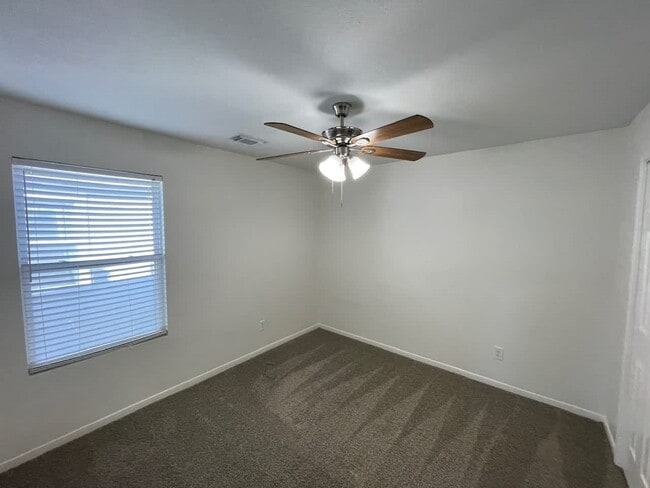 Building Photo - 19115 Badger Ct