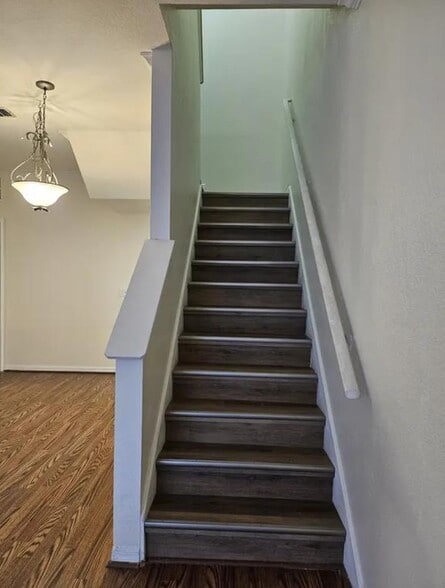 Building Photo - 2638 Legacy Villas Dr