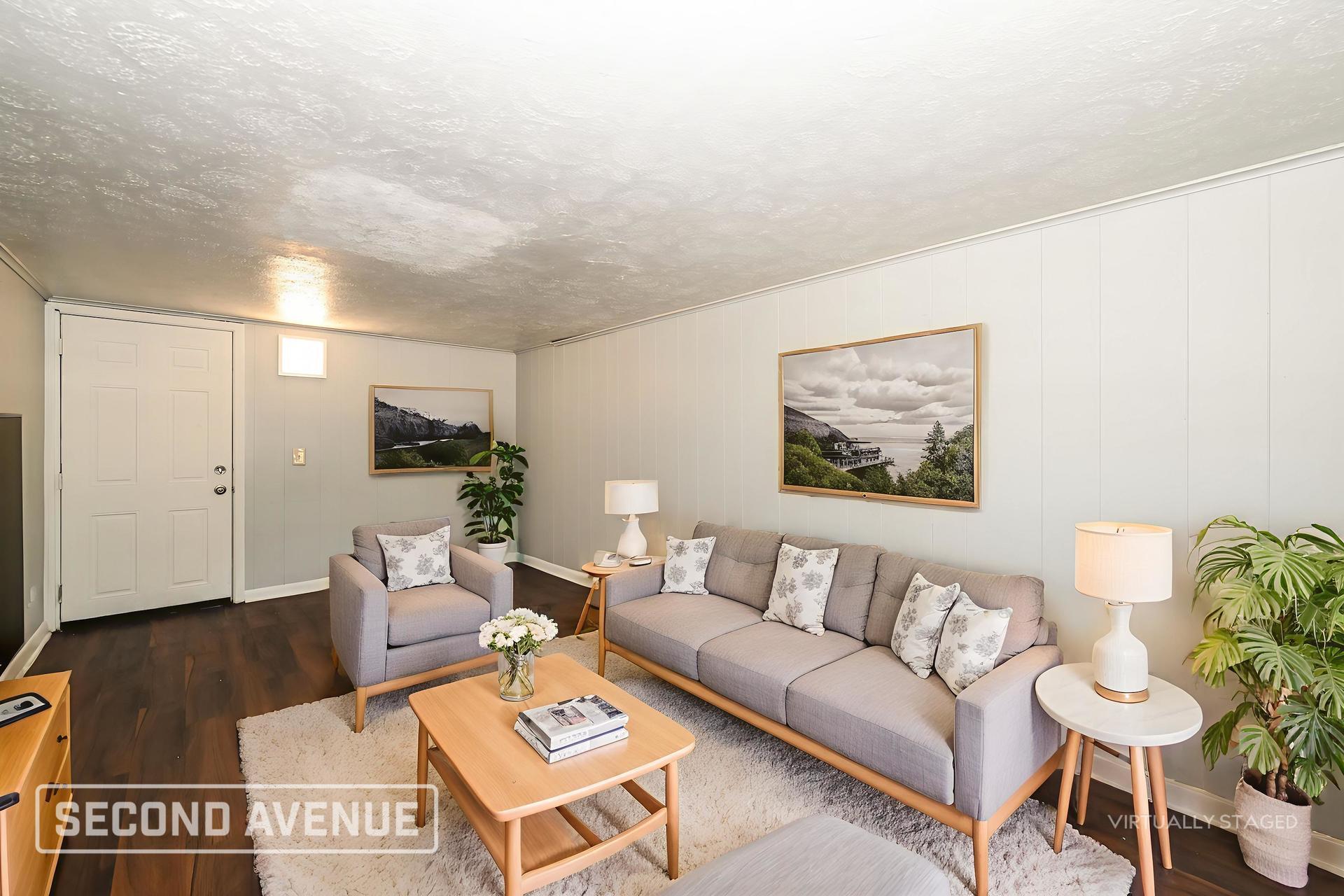 Building Photo - 1964 Leonard Cir S