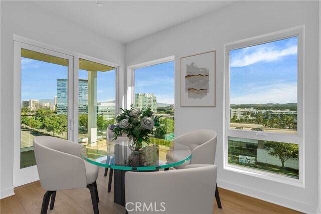 Building Photo - 3614 Rivington