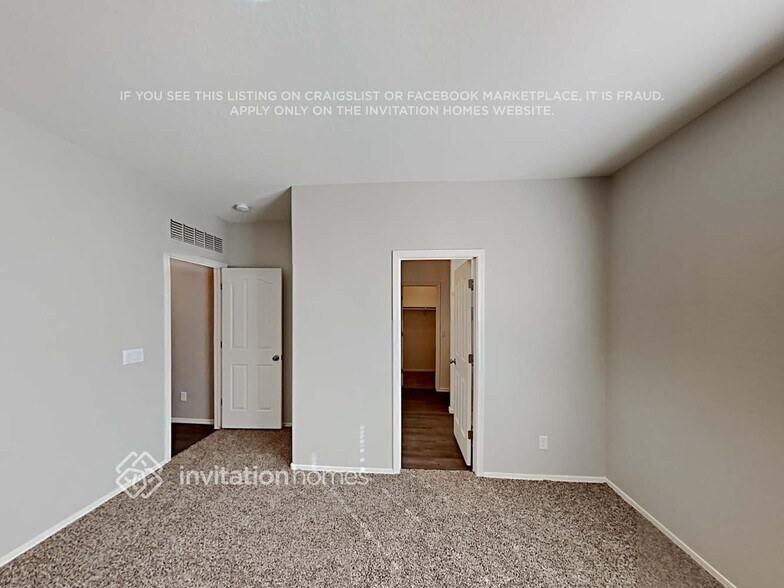 Building Photo - 12193 W Soledad St