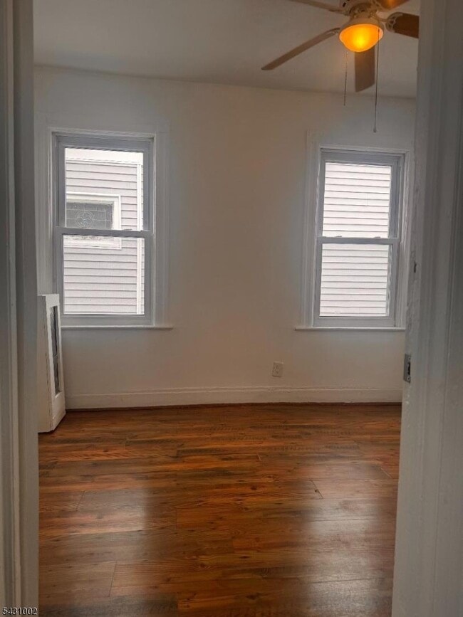 Building Photo - 176 N 16th St