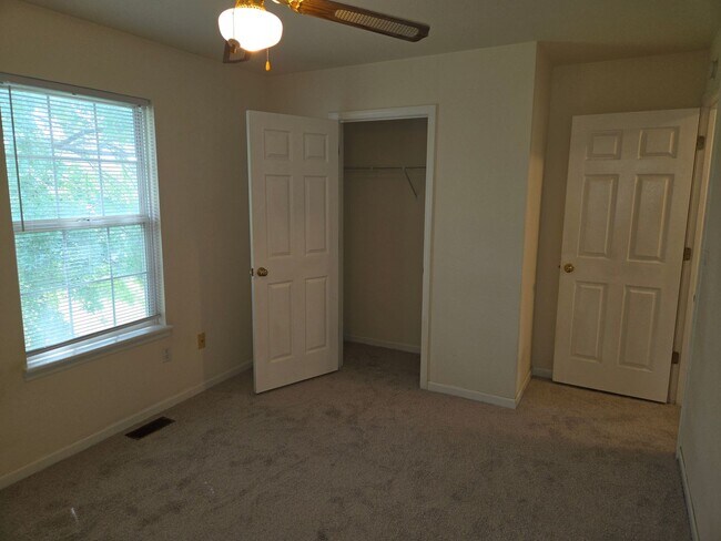 Building Photo - 4508-4510 Nick Ct