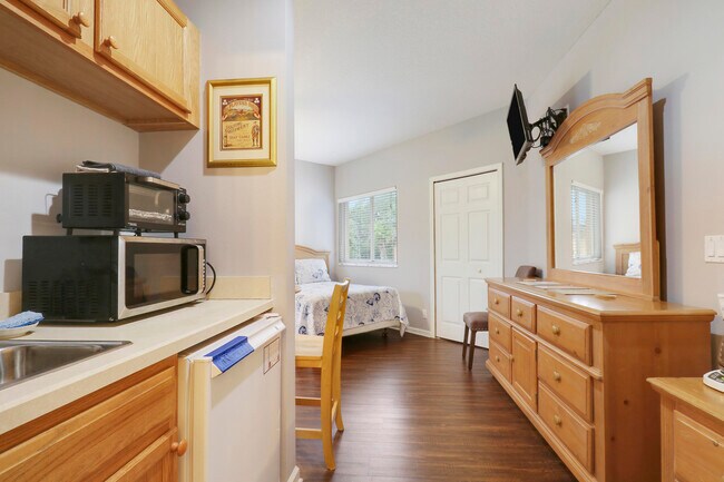 Building Photo - 8933 Sandshot Ct