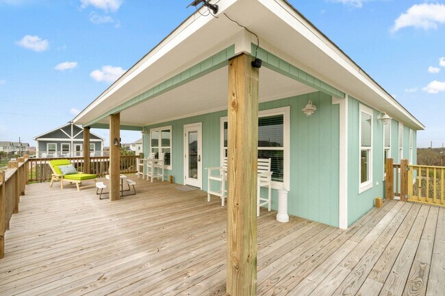 Building Photo - 1062 Cedar Ln