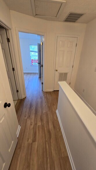 NEW Flooring: scratch-resistant luxury vinyl plank (LVP) flooring installed - 46 Timber Ridge Dr