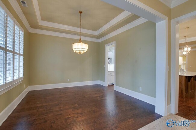 Building Photo - 8599 Bellewood Ln NW