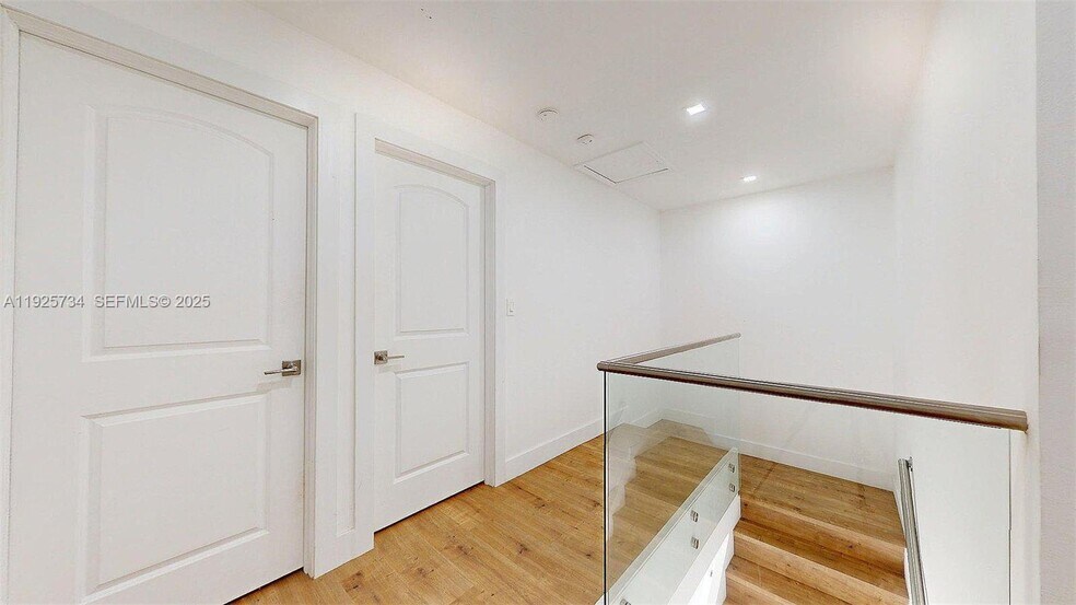 Building Photo - 8212 NW 8th Pl